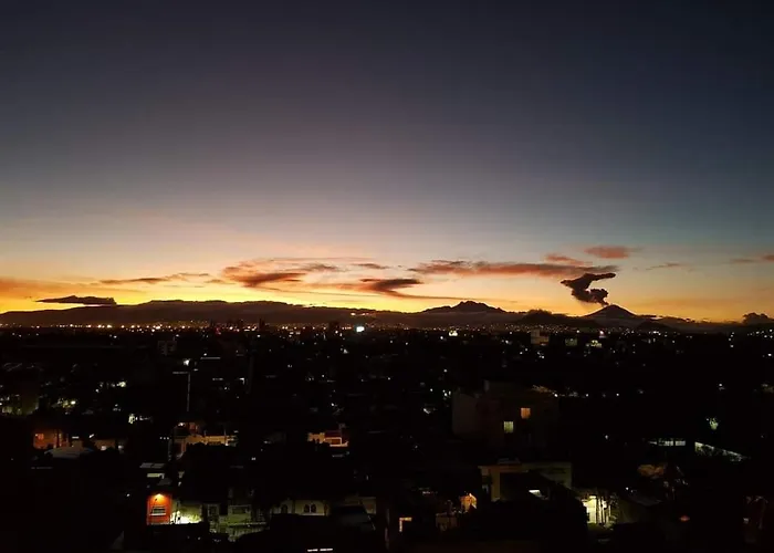 Apartamento Centrally Located Loft With Amazing Views Of Volcanoes *